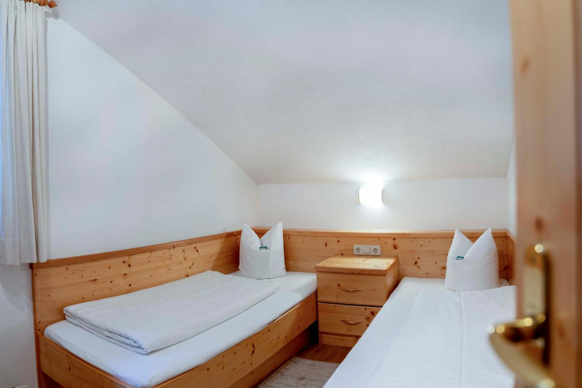 Ruggenthalerhof Lägenhet Matrei in Osttirol Exteriör bild